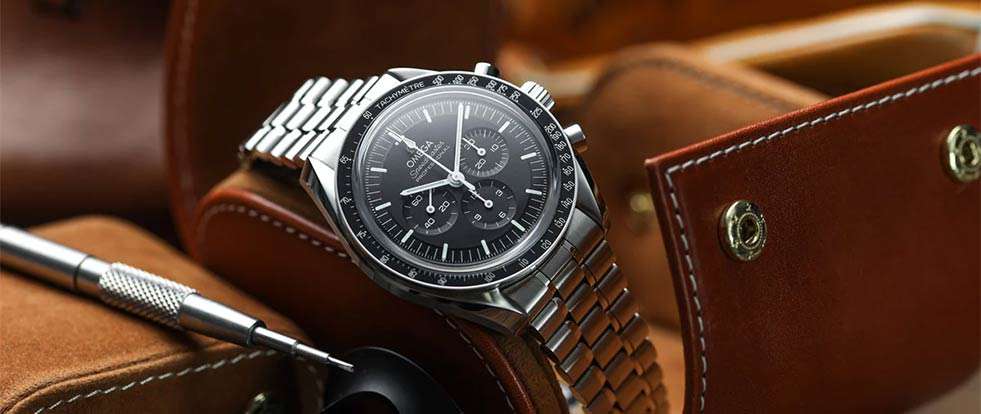 Omega wrist online